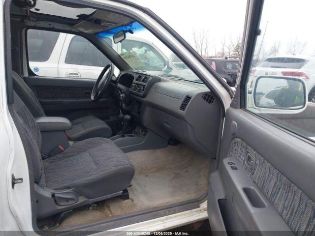 Nissan Frontier Image 7