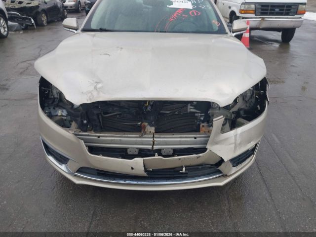 Lincoln MKZ Premiere Image 9