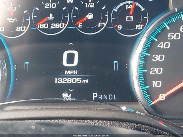 GMC Yukon Denali Image 7