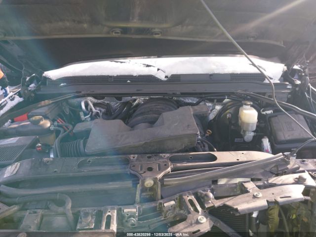 GMC Yukon Denali Image 10