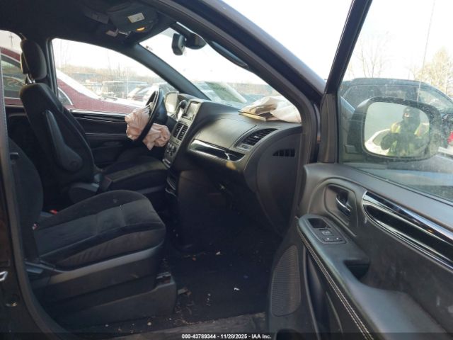 Dodge Grand Caravan Se Plus Image 4