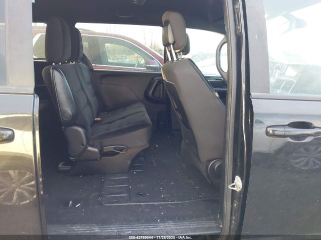 Dodge Grand Caravan Se Plus Image 6