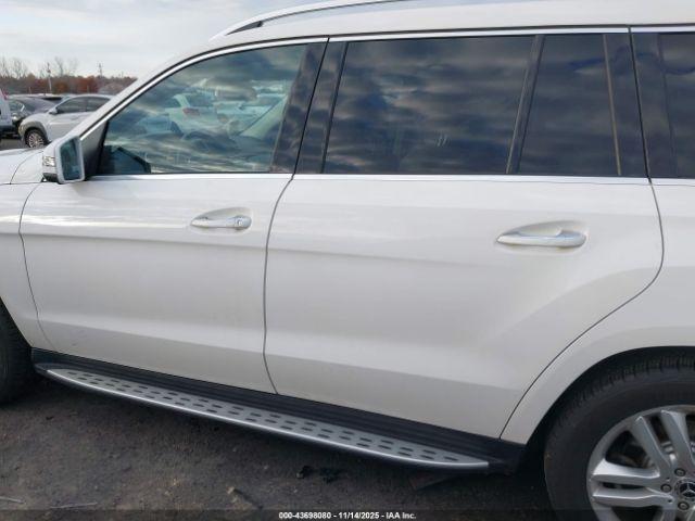 Mercedes-Benz Gls-class 4matic Image 16
