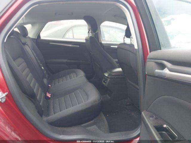 Ford Fusion Se Image 8