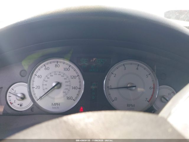 Chrysler 300c Image 10