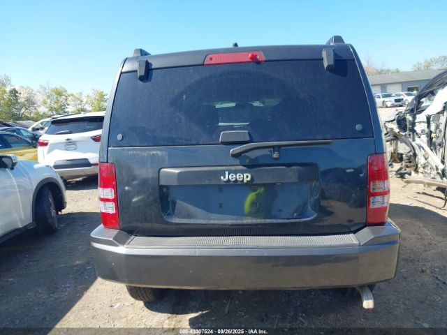 Jeep Liberty Sport Image 14