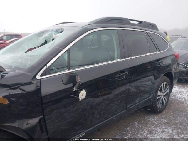 Subaru Outback 2.5i Limited Image 13