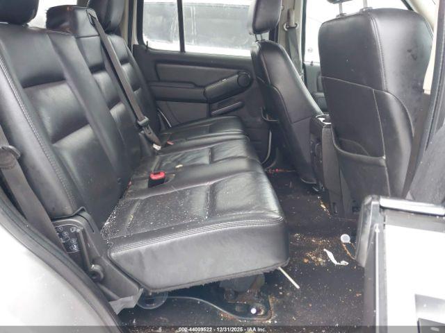 Mercury Mountaineer Premier Image 15