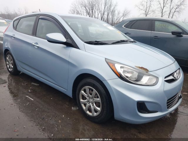Hyundai ACCENT Gs Image 1