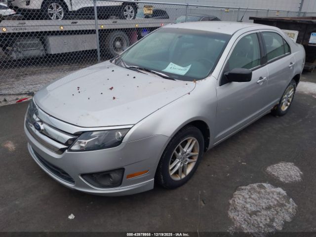 Ford Fusion S Image 5