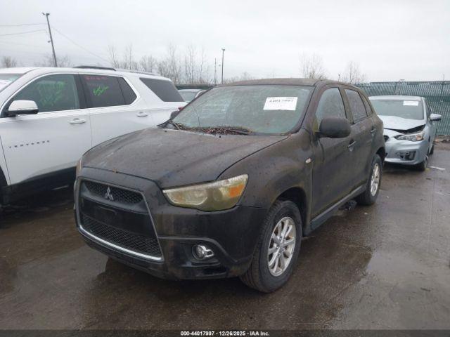 Mitsubishi Outlander Es Image 10