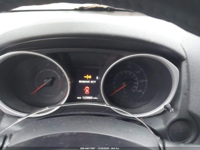 Mitsubishi Outlander Es Image 4