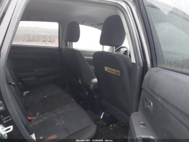 Mitsubishi Outlander Es Image 8