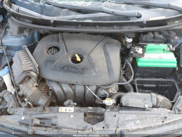 Hyundai ELANTRA Image 14