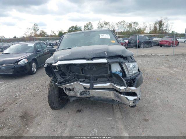 Ram 1500 Big Horn  4x4 5'7 Box Image 12