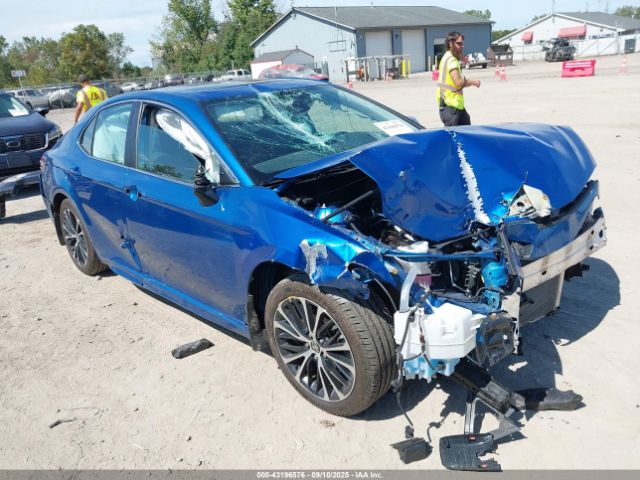 Toyota Camry Se Image 1