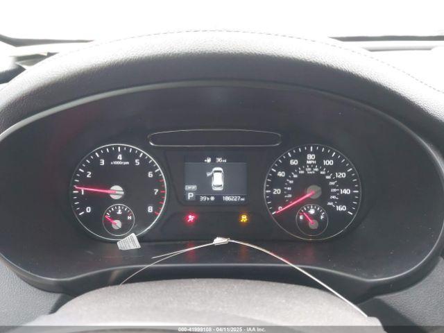 Kia Sorento 2.4l Lx Image 13