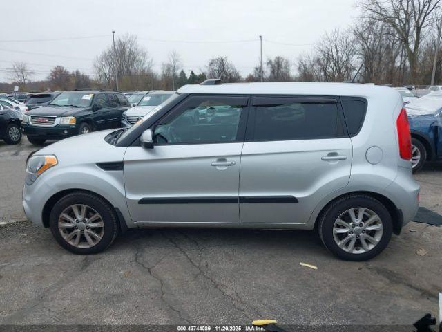 Kia Soul + Image 11