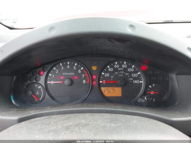 Nissan Frontier Xe Image 8