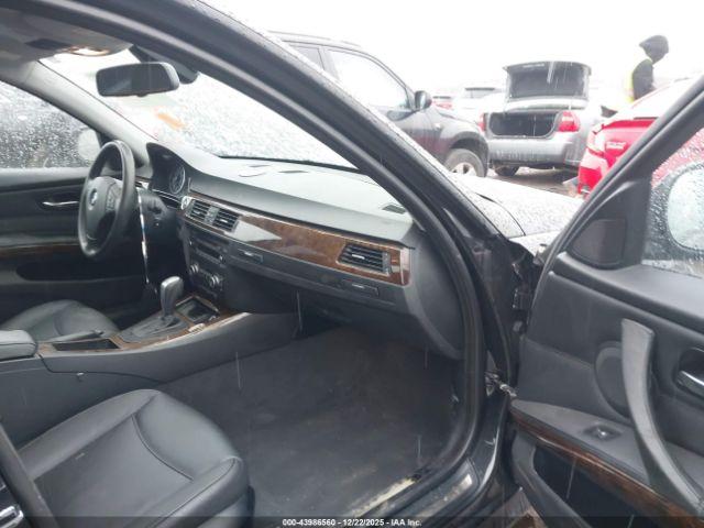 BMW 3 Series Xdrive Image 4