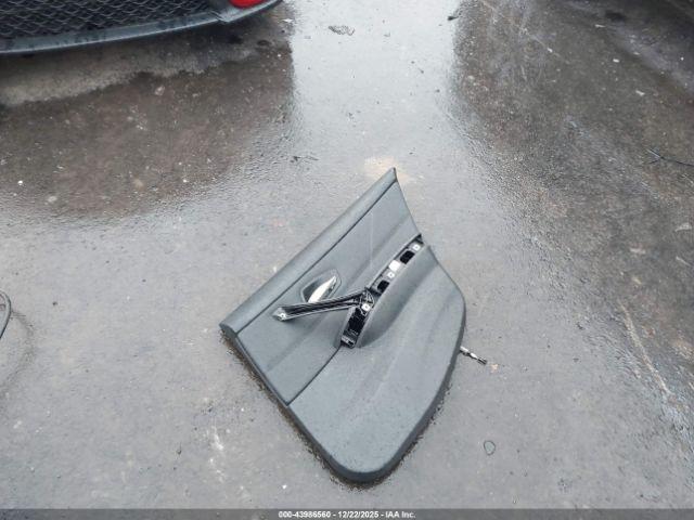 BMW 3 Series Xdrive Image 12