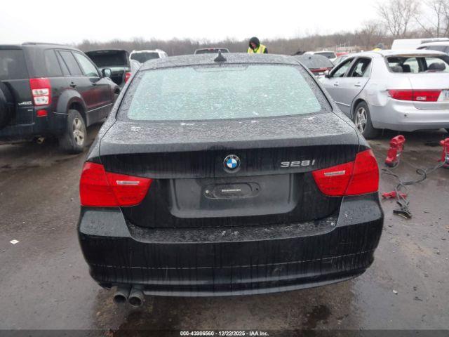 BMW 3 Series Xdrive Image 17