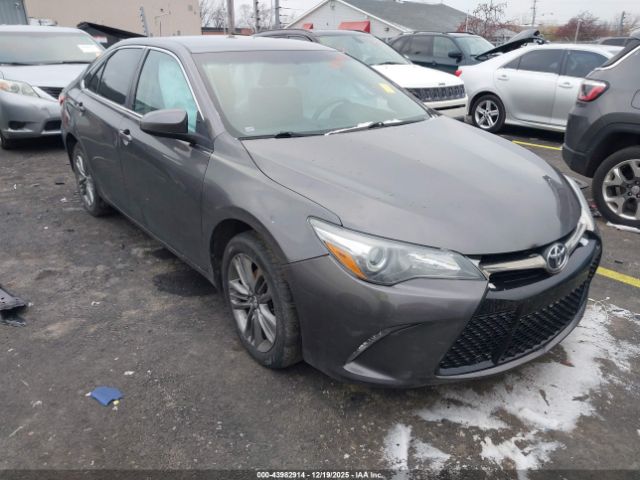 Toyota Camry Se Image 1