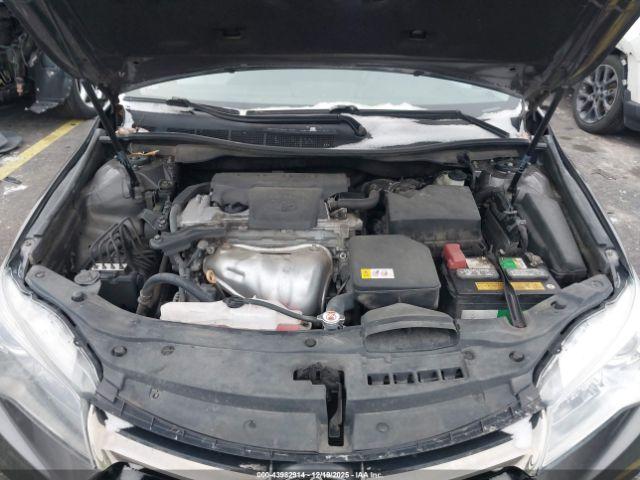 Toyota Camry Se Image 9