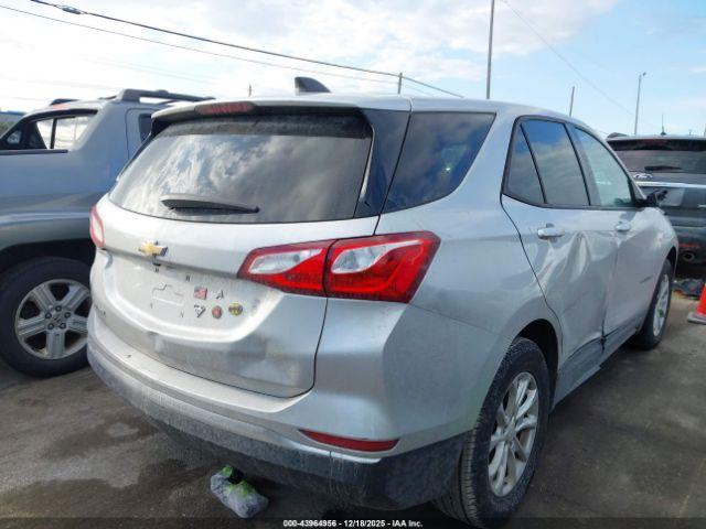 Chevrolet Equinox Ls Image 3