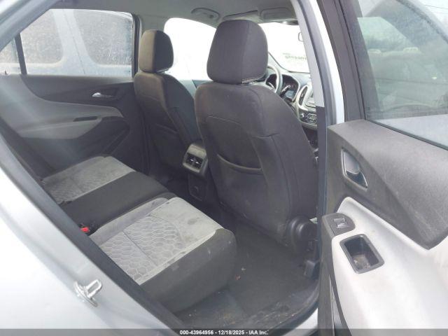 Chevrolet Equinox Ls Image 6