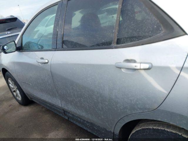 Chevrolet Equinox Ls Image 15