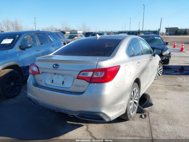 Subaru Legacy 2.5i Premium Image 3