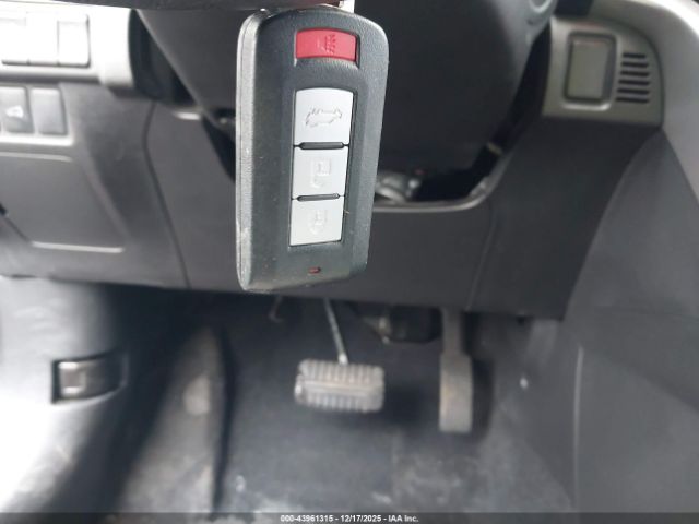 Mitsubishi Eclipse Image 3