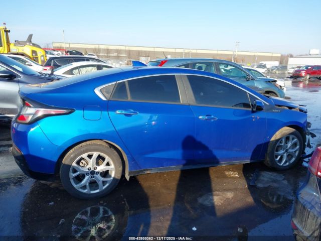 Chevrolet Volt Premier Image 13