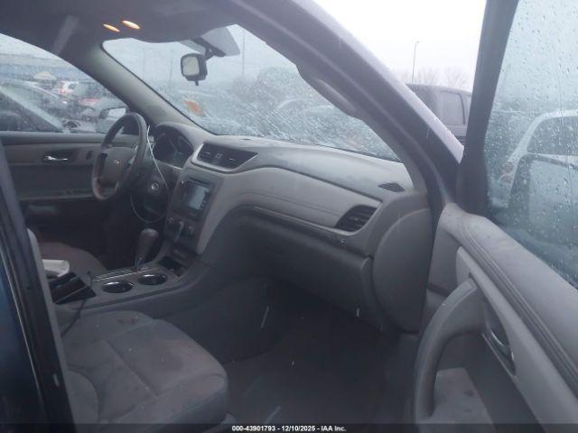 Chevrolet Traverse Ls Image 11