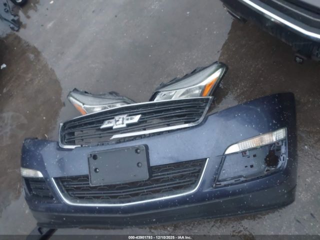 Chevrolet Traverse Ls Image 6