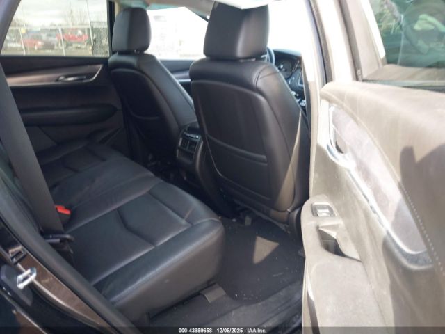 Cadillac XT5 Premium Luxury Image 11