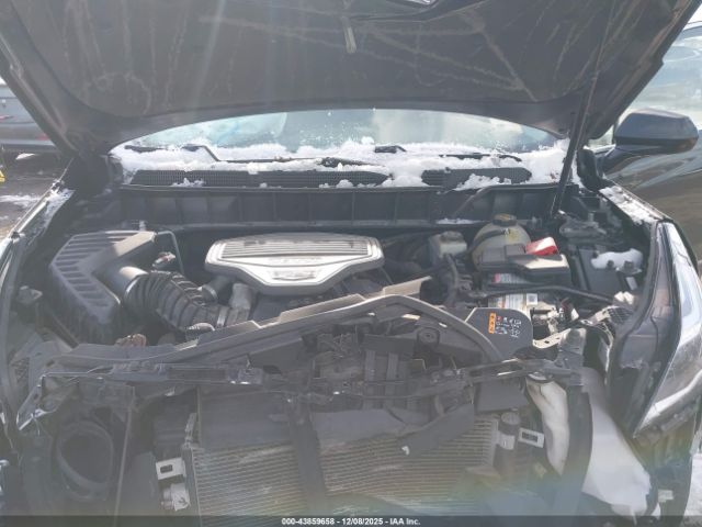 Cadillac XT5 Premium Luxury Image 10