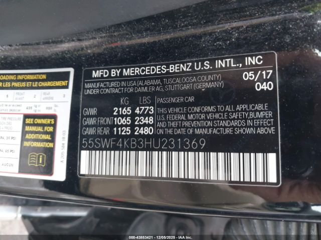 Mercedes-Benz C-Class 4matic Image 9