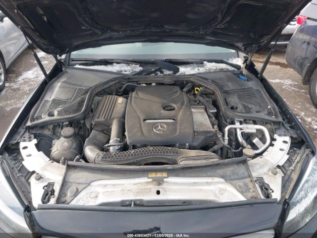 Mercedes-Benz C-Class 4matic Image 10