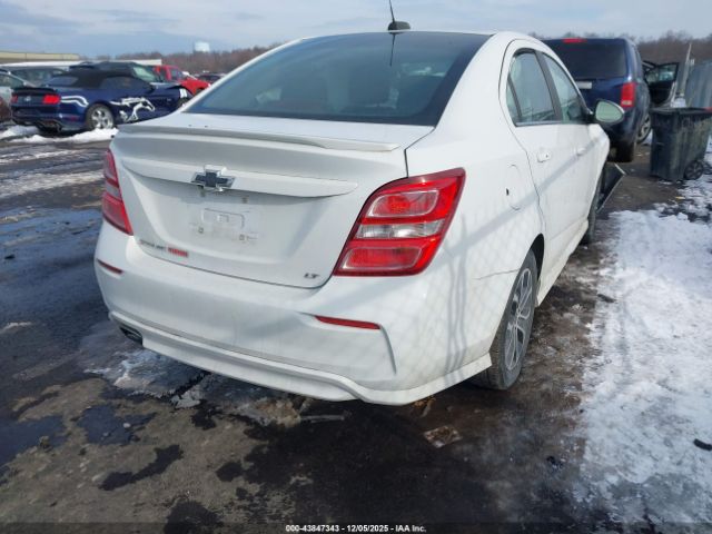 Chevrolet Sonic Lt Auto Image 14