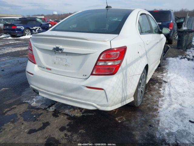 Chevrolet Sonic Lt Auto Image 14