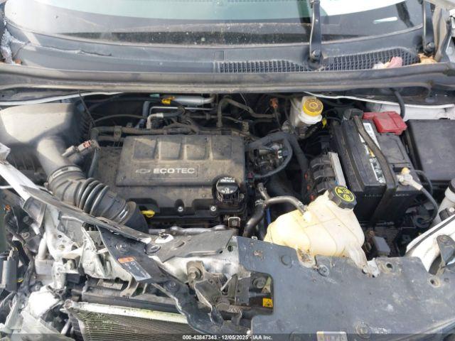 Chevrolet Sonic Lt Auto Image 6