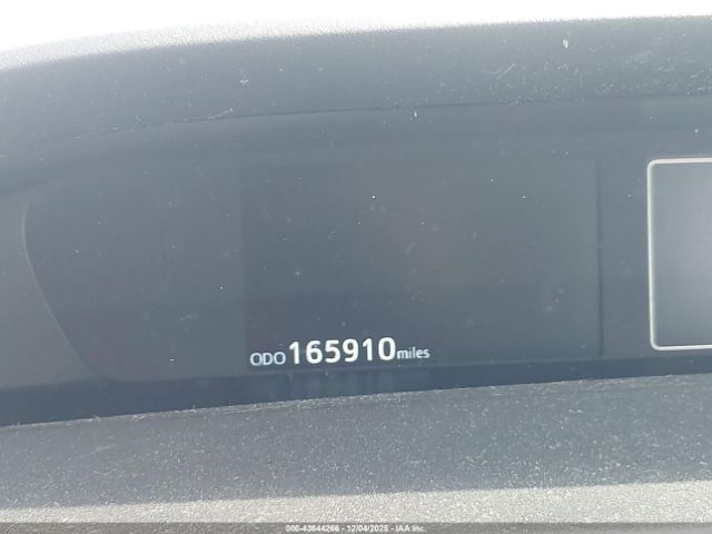 Toyota Prius L Eco Image 17