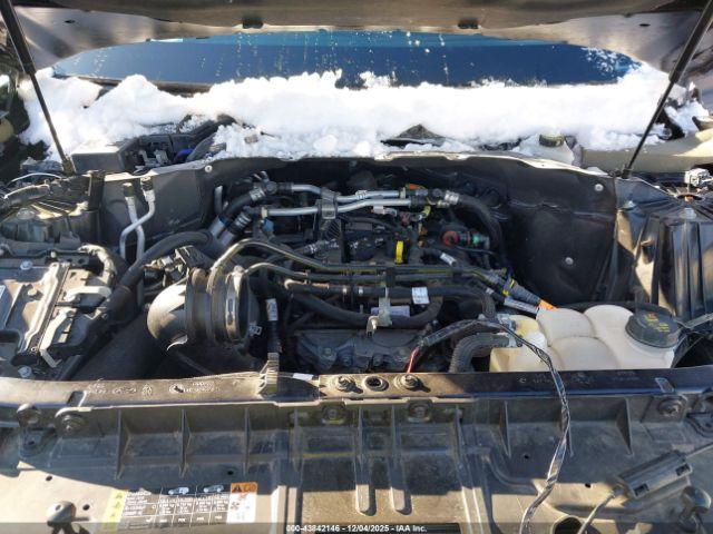 Ford Explorer Xlt Image 10