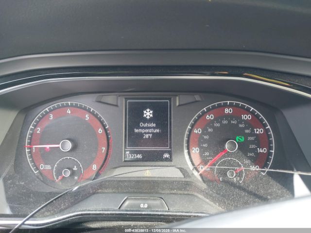 Volkswagen Jetta Image 5