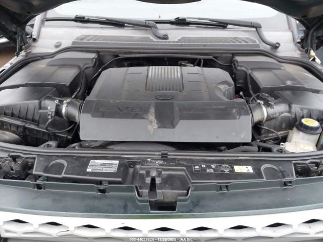 Land Rover LR4 Image 8
