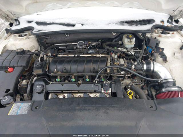 Buick Lucerne Cxs Image 10