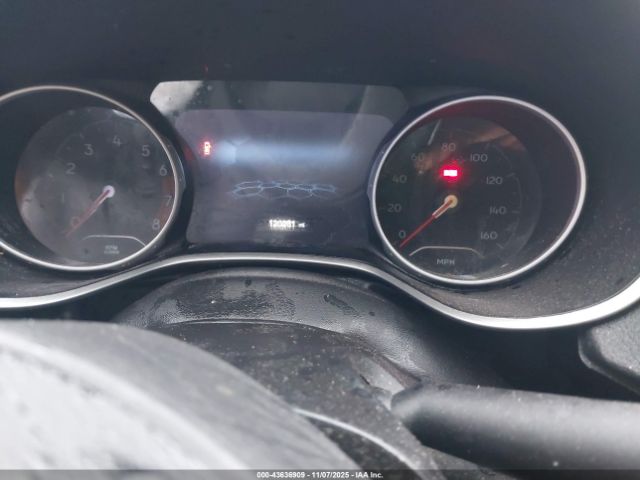 Jeep Compass Latitude 4x4 Image 10