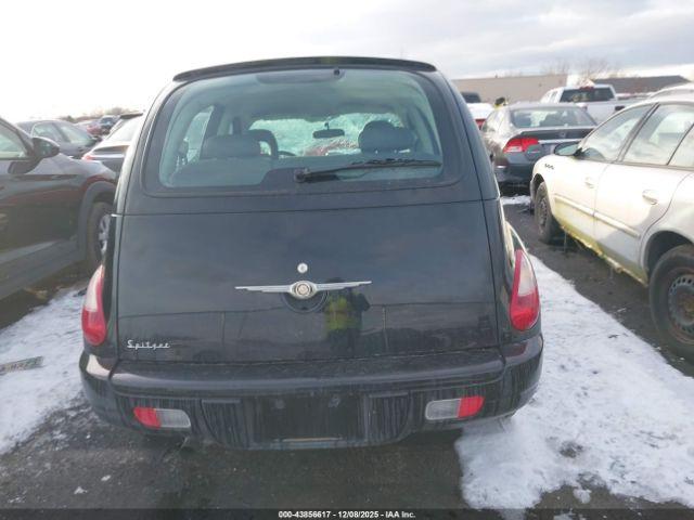 Chrysler PT Cruiser Image 16